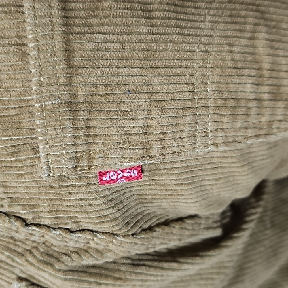 Levis Corduroy Pants in Tan - Picture 9 of 9